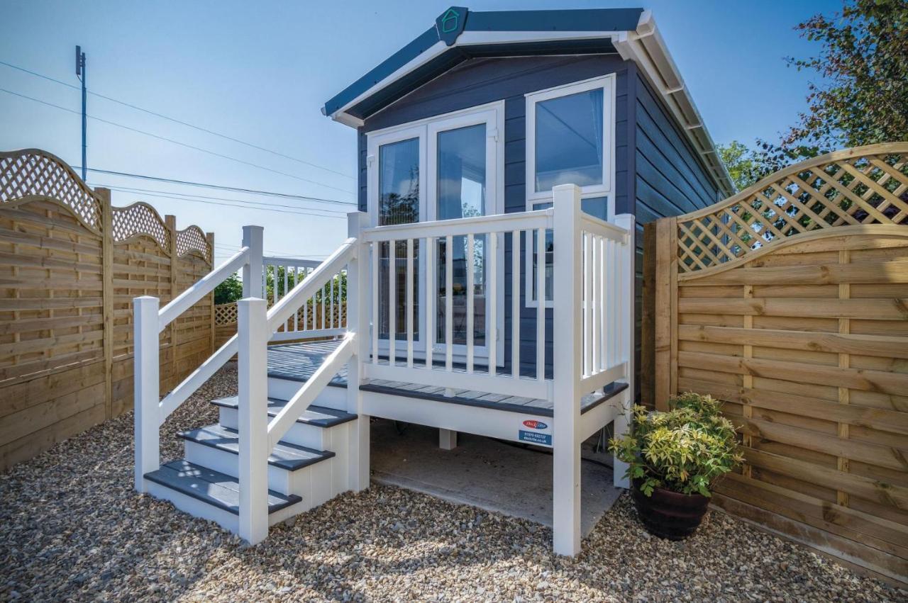 The Studio - 1 Bedroom Cabin - Amroth Extérieur photo