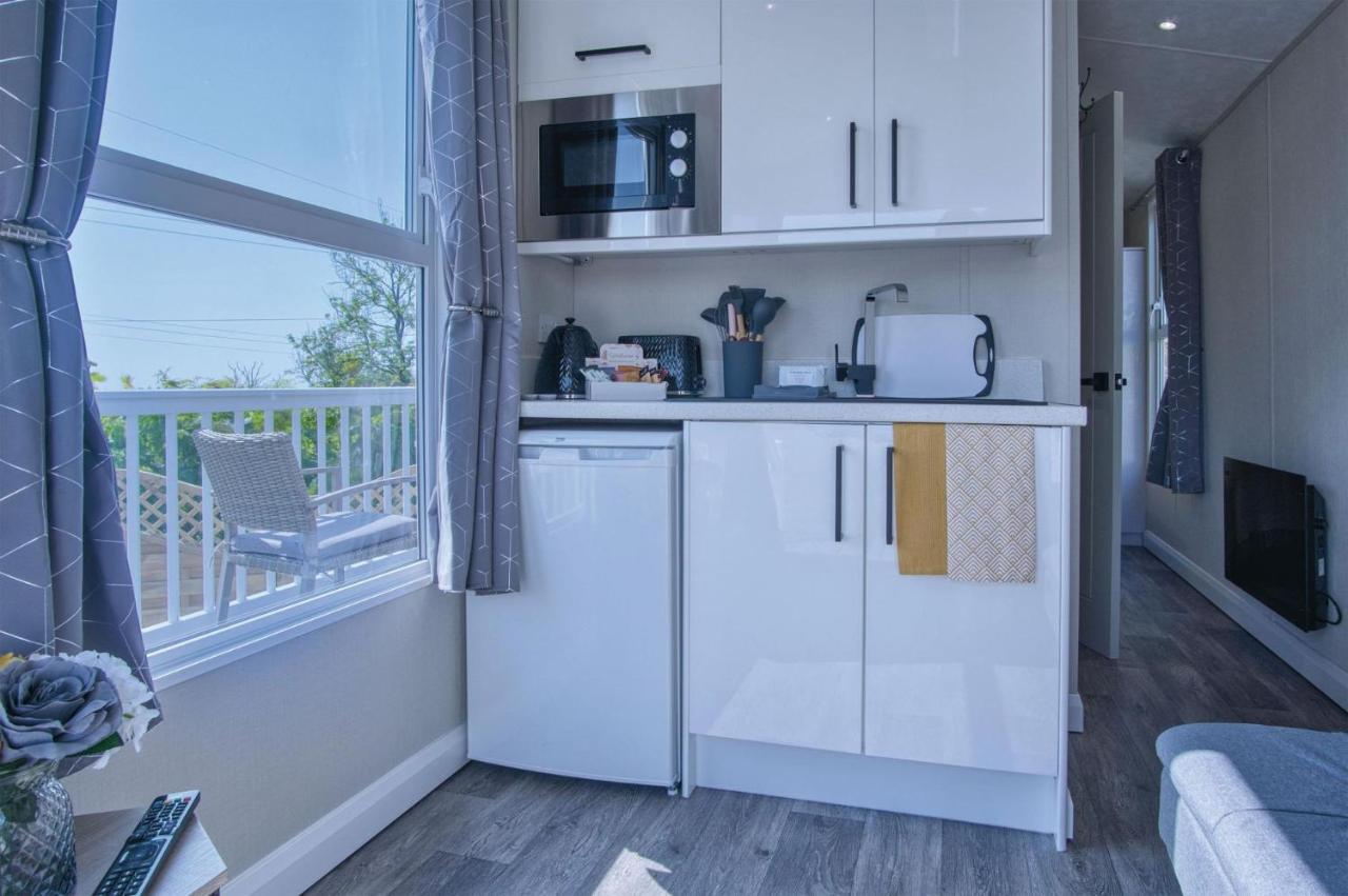 The Studio - 1 Bedroom Cabin - Amroth Extérieur photo