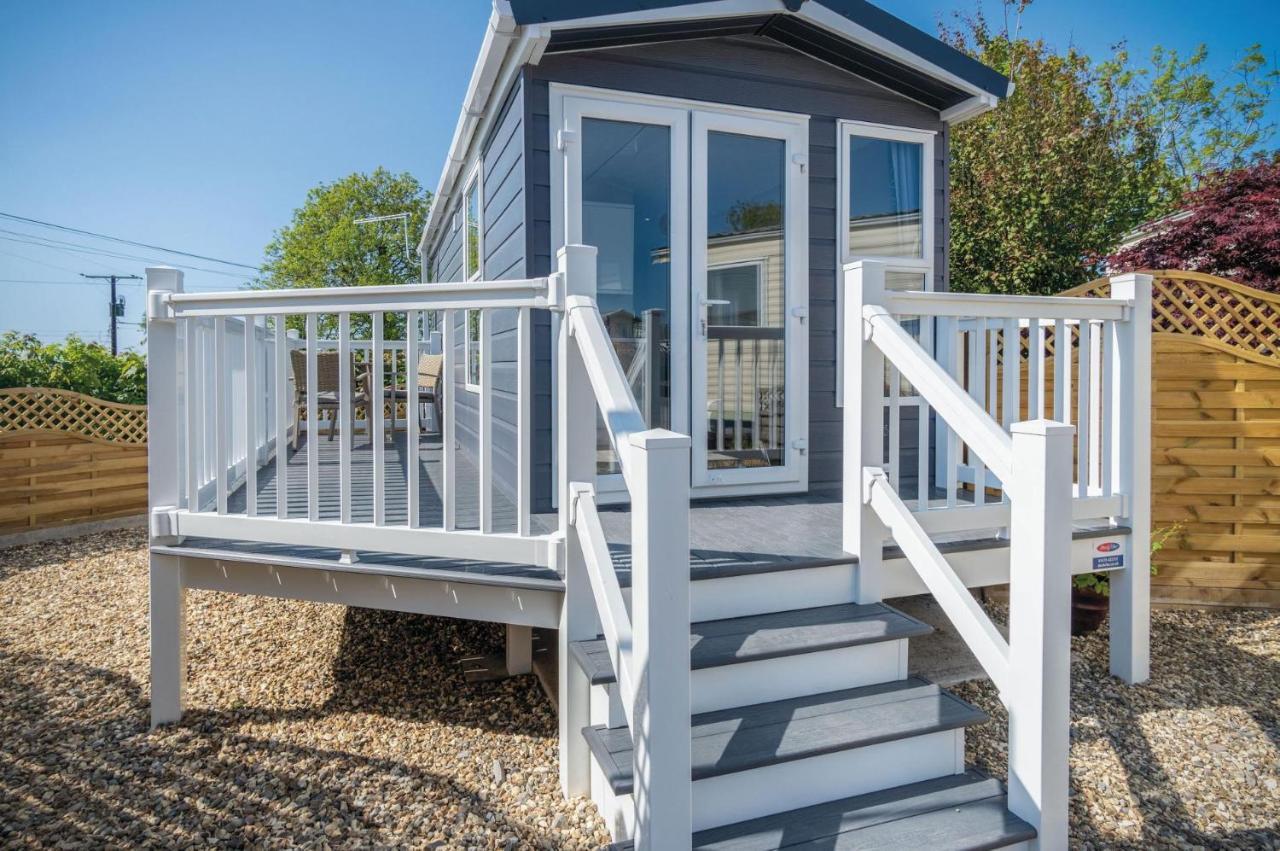 The Studio - 1 Bedroom Cabin - Amroth Extérieur photo